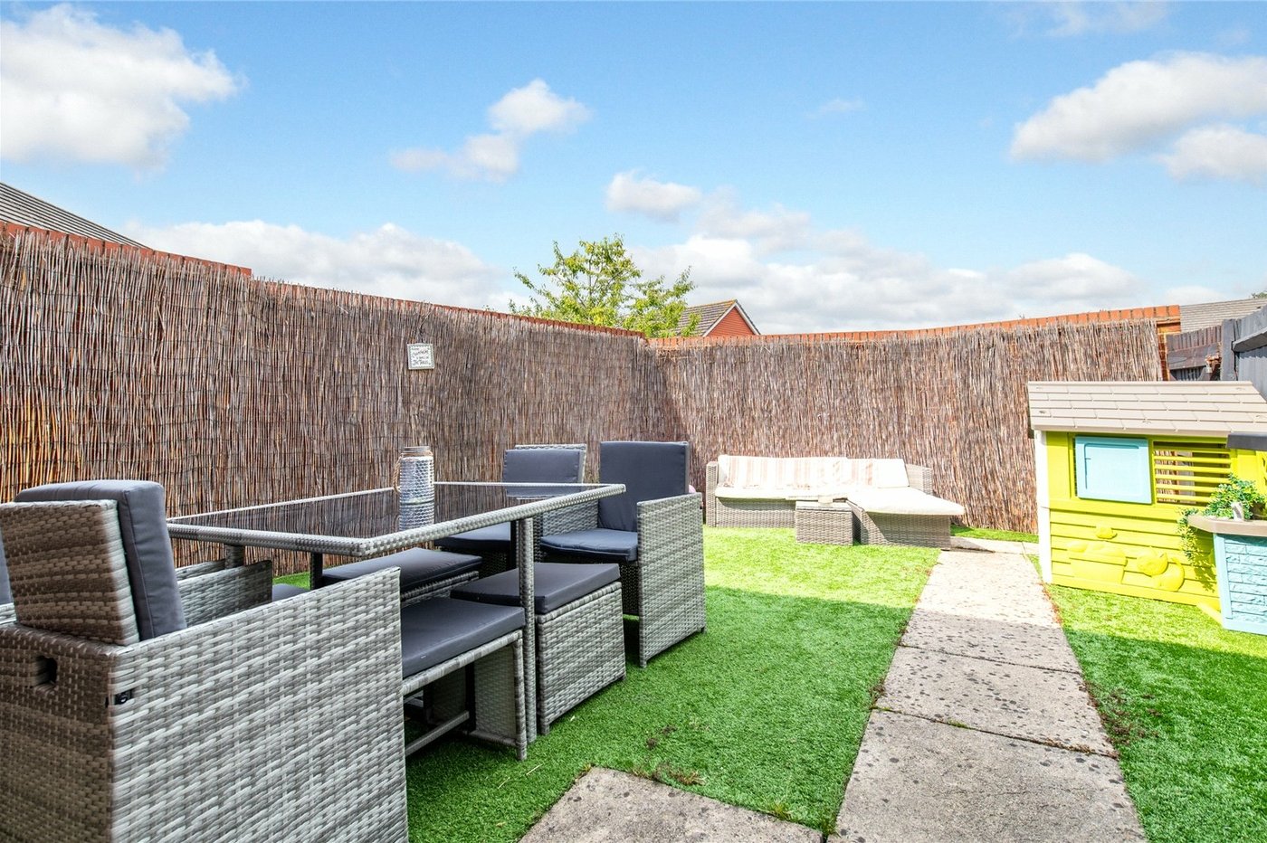2 bedroom house for sale in Strood | Robinson Michael & Jackson