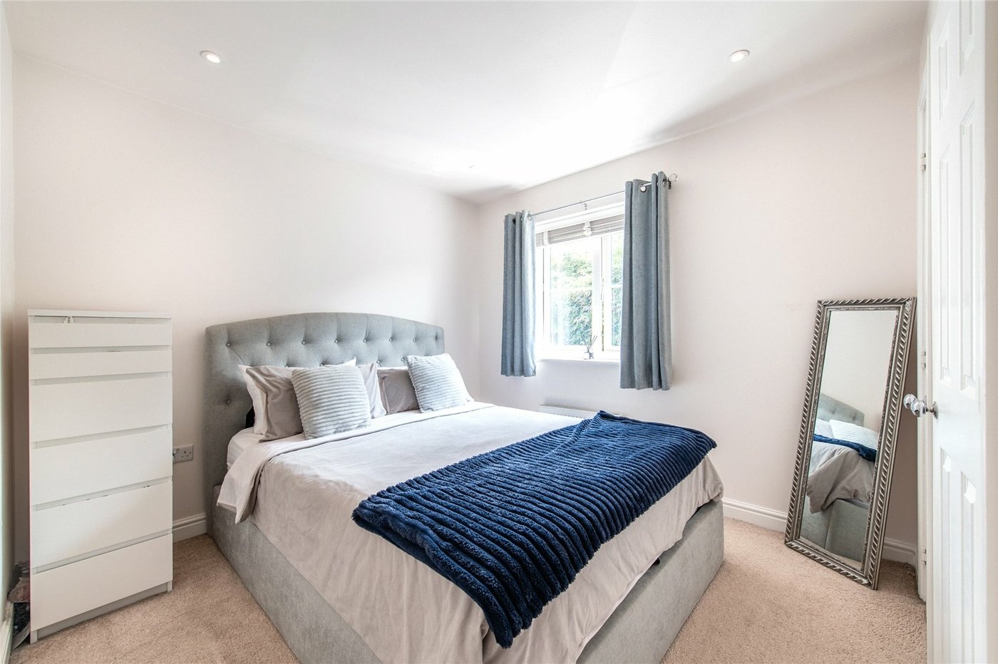 2 bedroom house for sale in Strood | Robinson Michael & Jackson