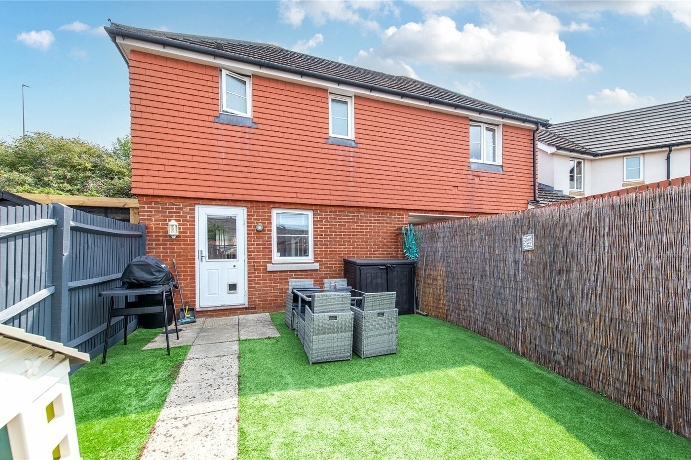 2 bedroom house for sale in Strood | Robinson Michael & Jackson