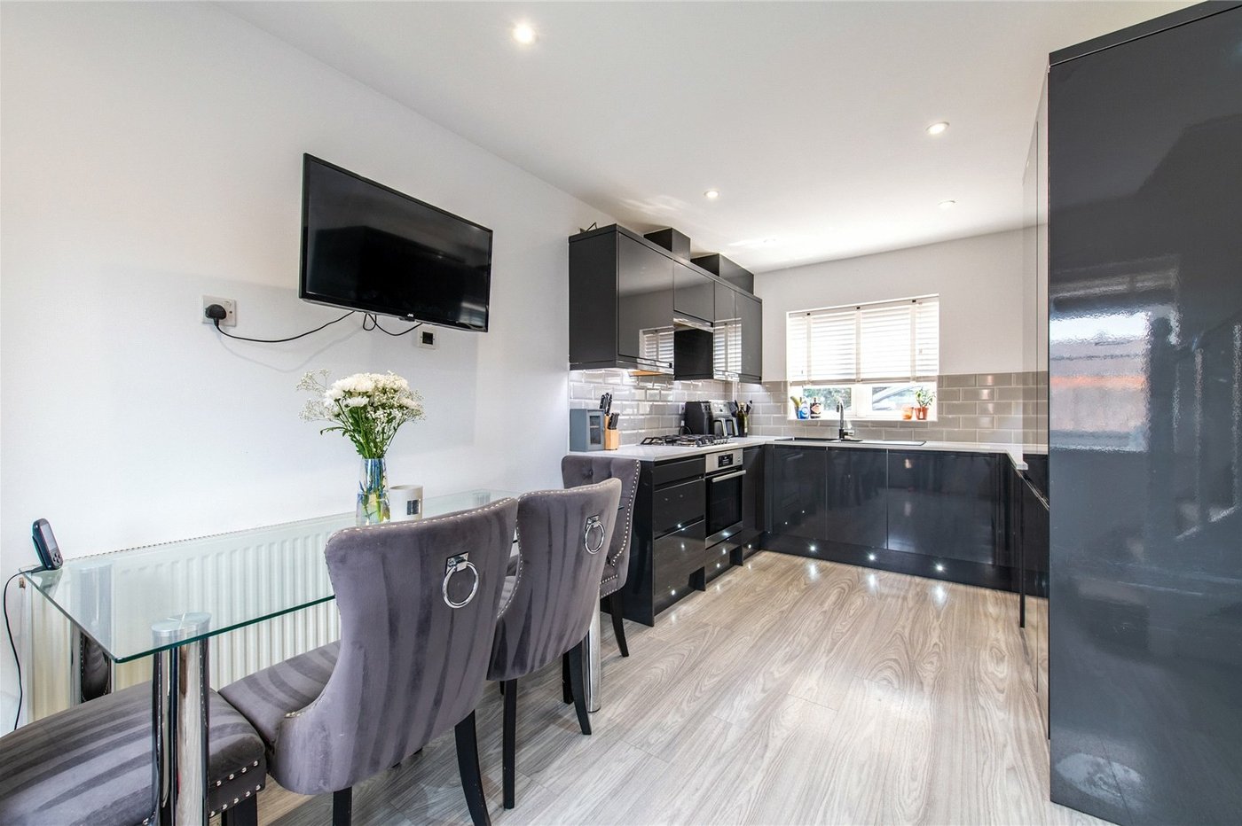 2 bedroom house for sale in Strood | Robinson Michael & Jackson