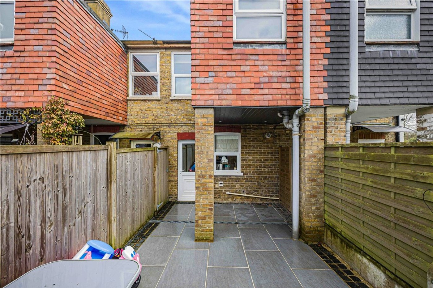 2 bedroom house for sale in Halstead | Robinson Jackson