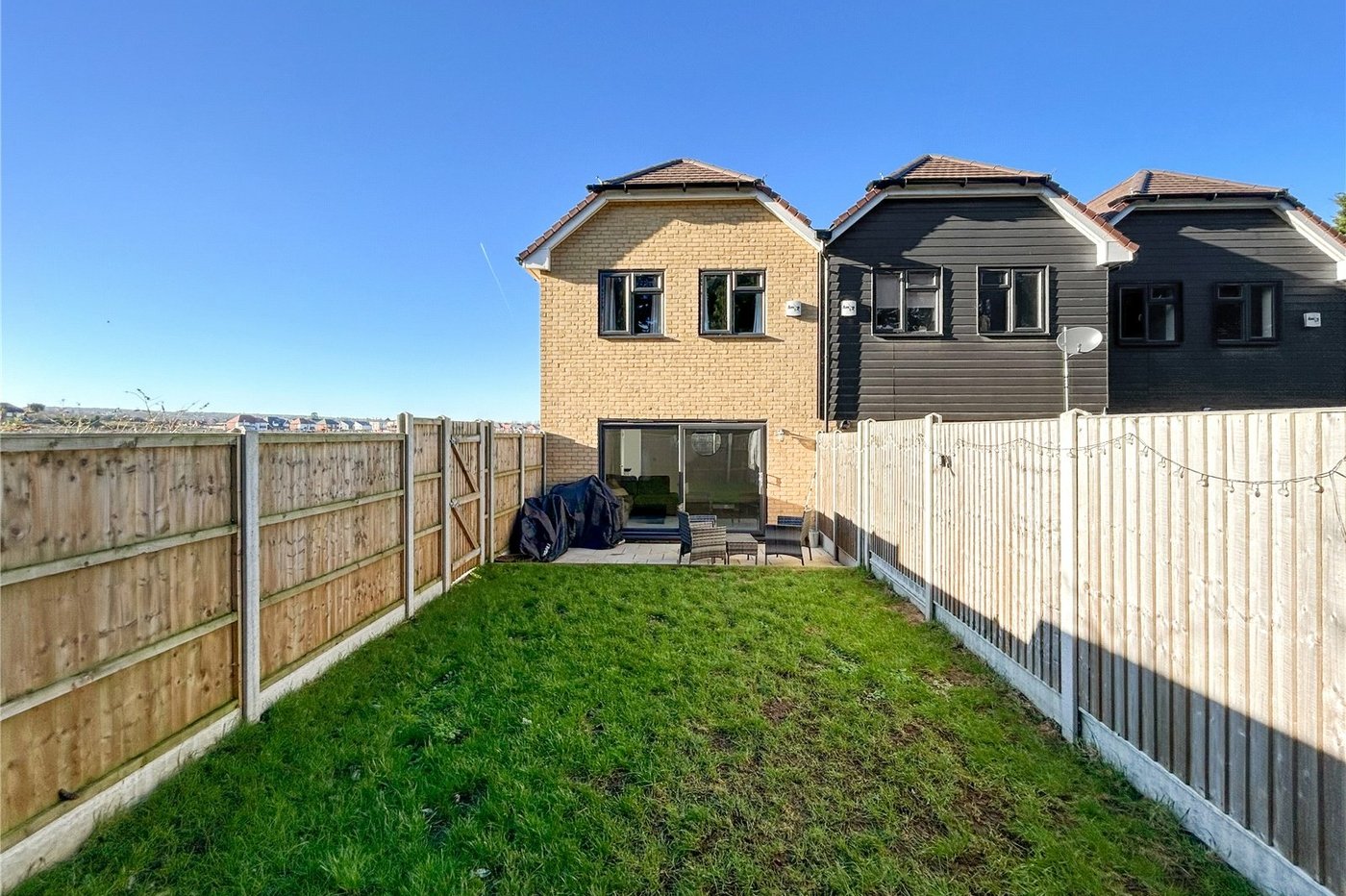 3 bedroom house for sale in Rainham | Robinson Michael & Jackson