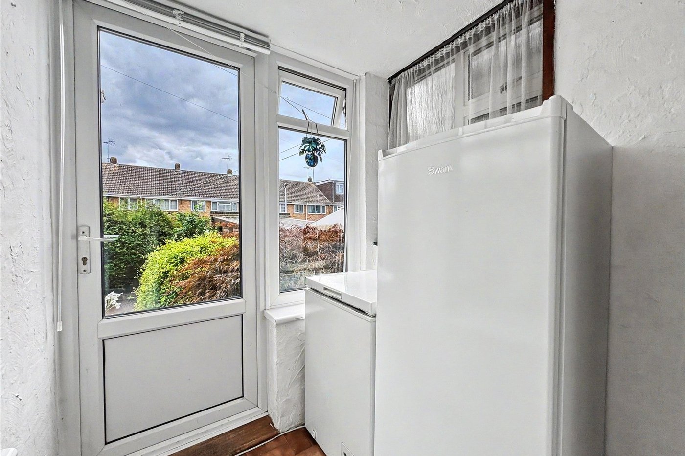 4 bedroom house for sale in Rainham | Robinson Michael & Jackson