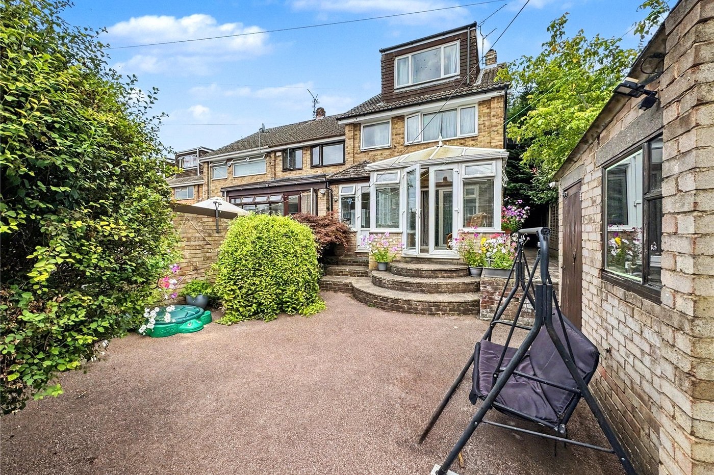 4 bedroom house for sale in Rainham | Robinson Michael & Jackson