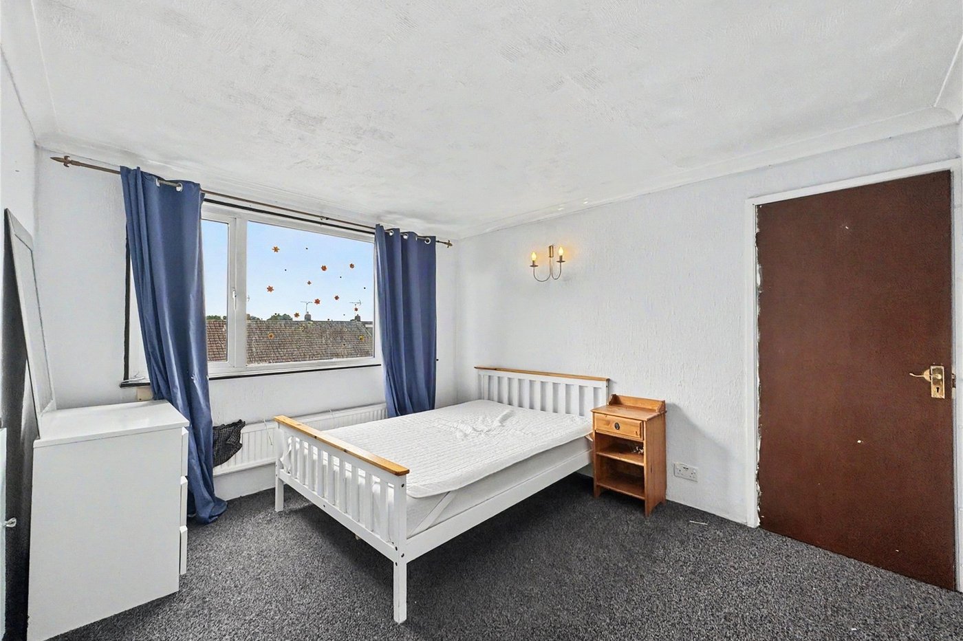 4 bedroom house for sale in Rainham | Robinson Michael & Jackson