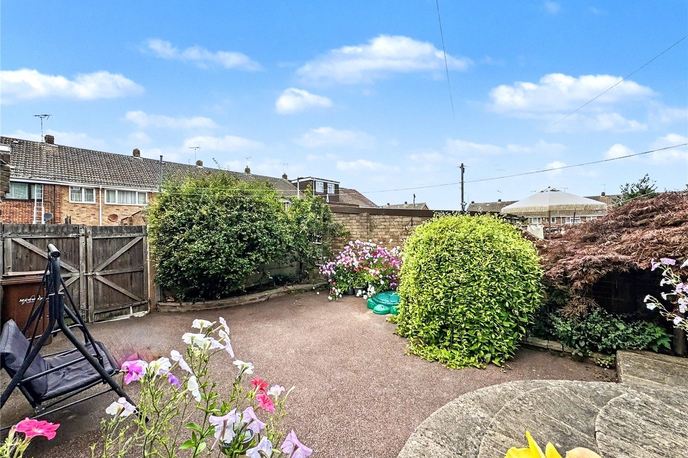 4 bedroom house for sale in Rainham | Robinson Michael & Jackson