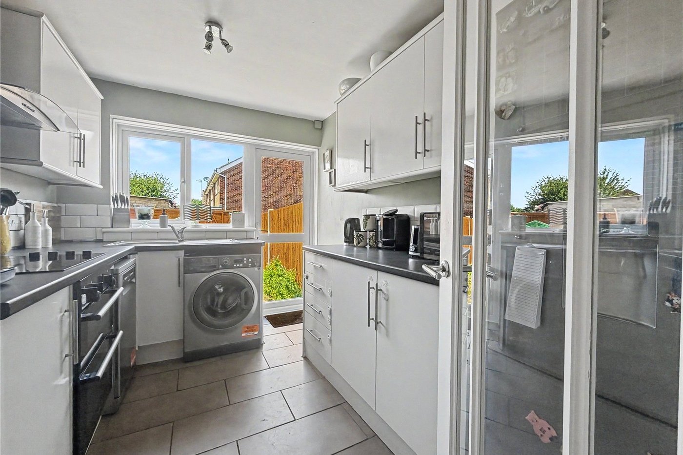 3 bedroom house for sale in Rainham | Robinson Michael & Jackson