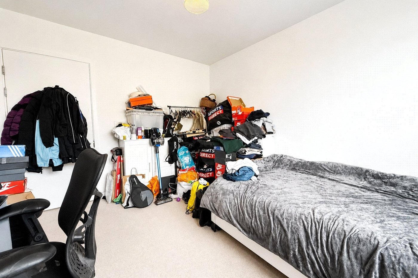 2 bedroom property for sale in London | Robinson Jackson
