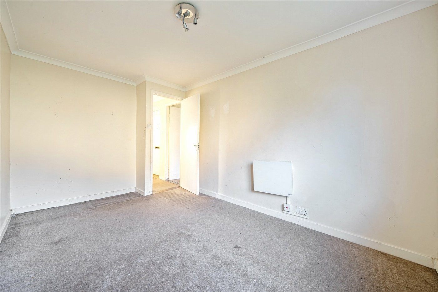 4 bedroom property for sale in Kirkdale | Robinson Jackson