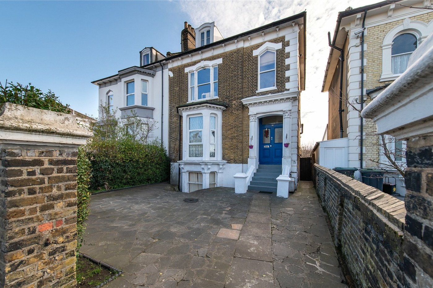 4 bedroom property for sale in Gravesend | Robinson Michael & Jackson