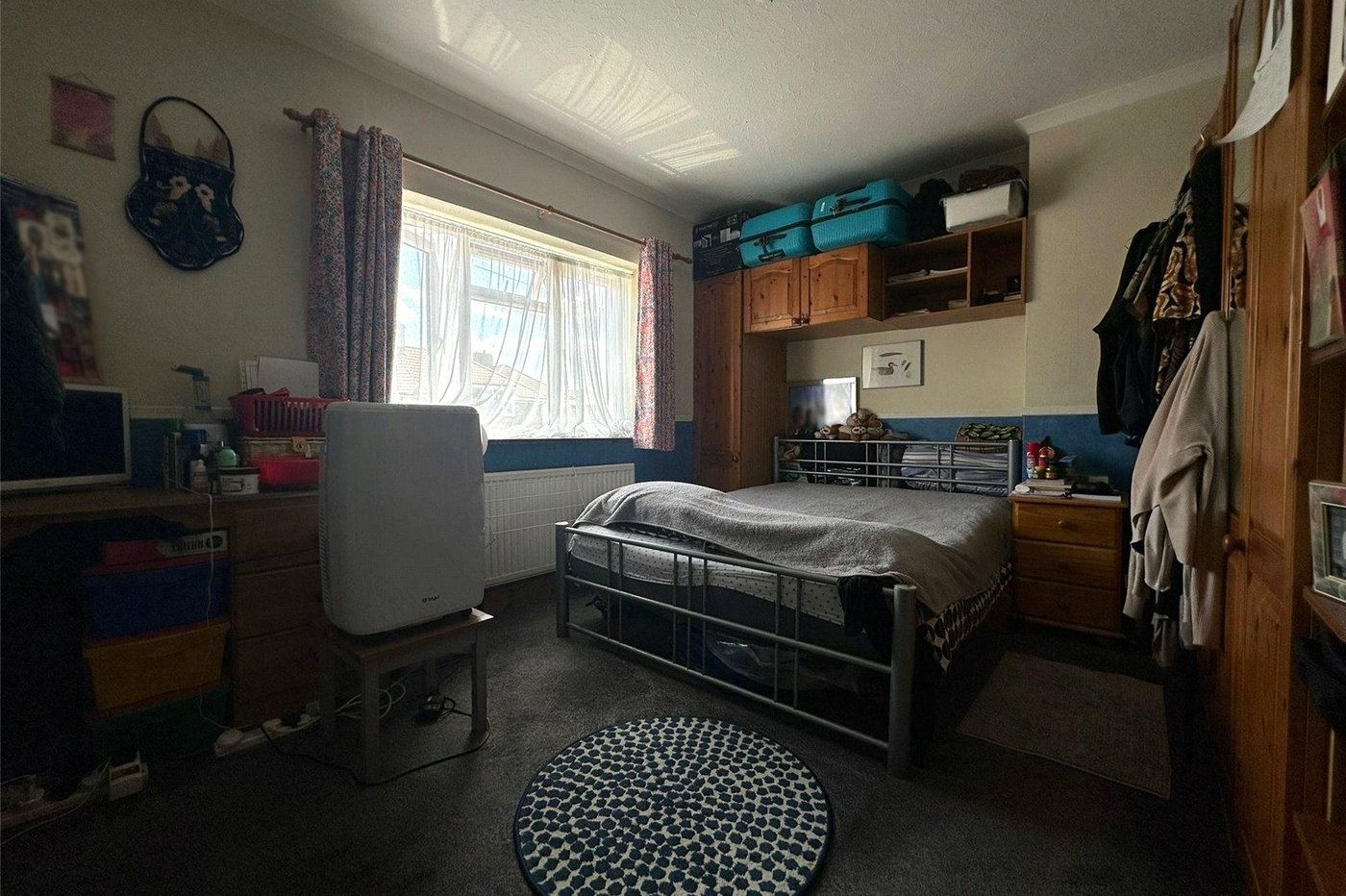 3 bedroom house for sale in London | Robinson Jackson