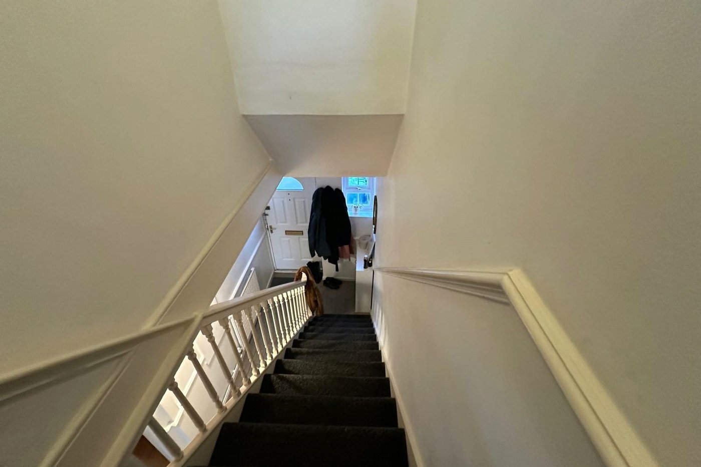 2 bedroom house for sale in London | Robinson Jackson