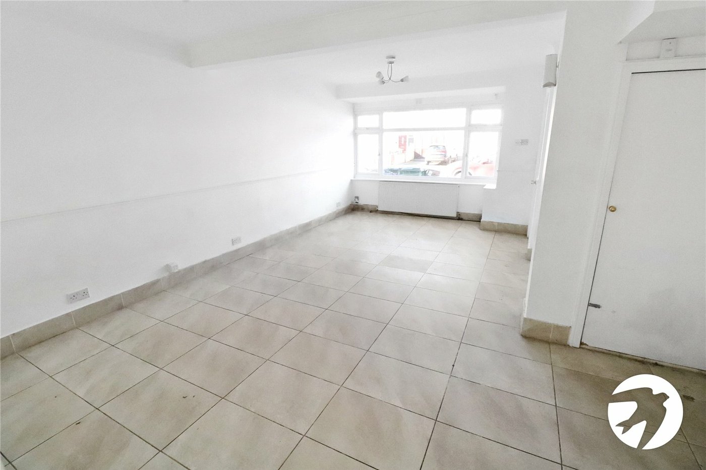 3 bedroom house for sale in London | Robinson Jackson