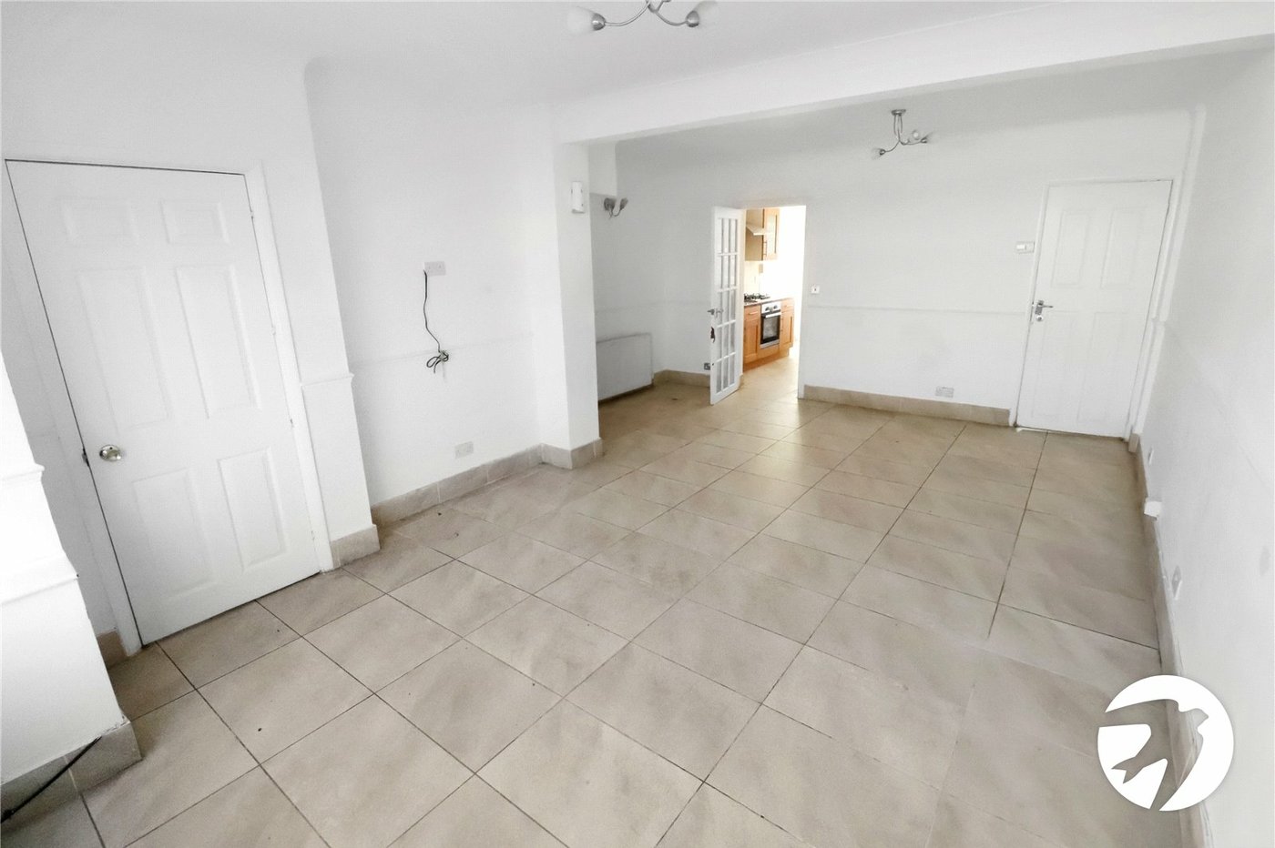 3 bedroom house for sale in London | Robinson Jackson