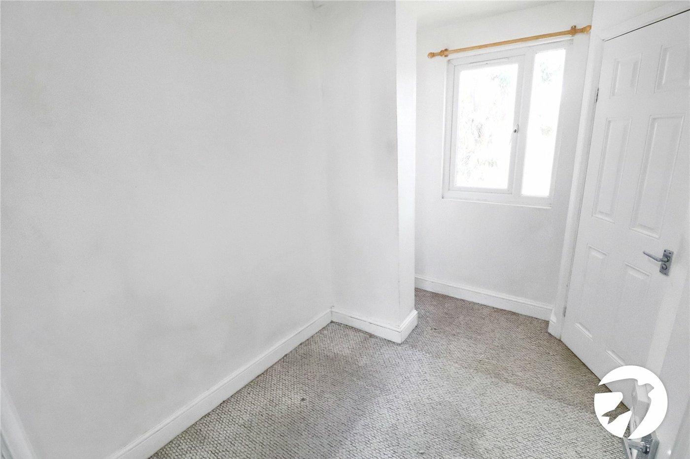 3 bedroom house for sale in London | Robinson Jackson