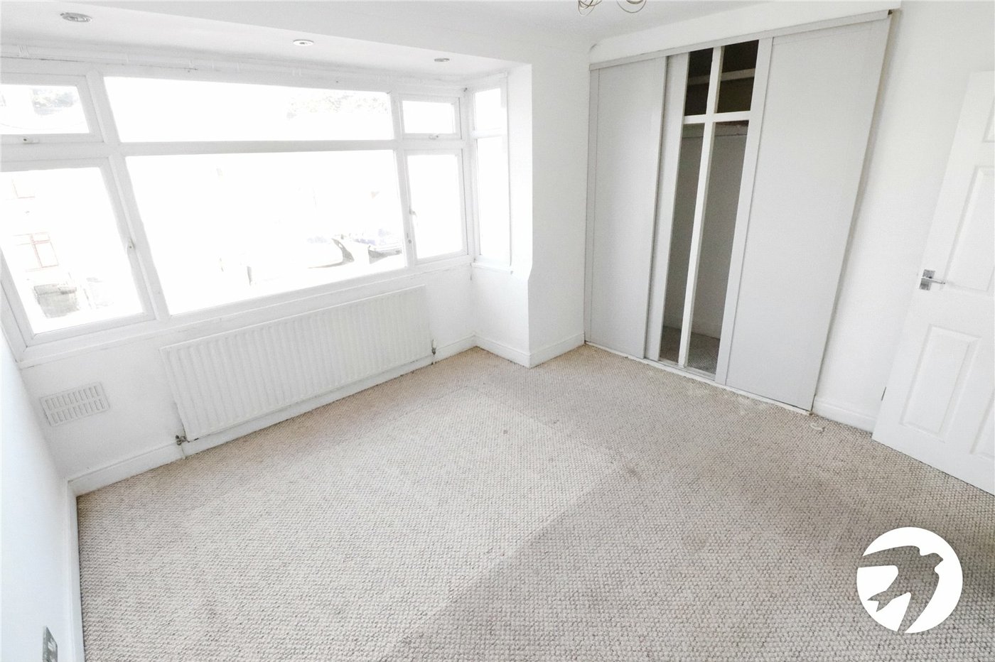 3 bedroom house for sale in London | Robinson Jackson