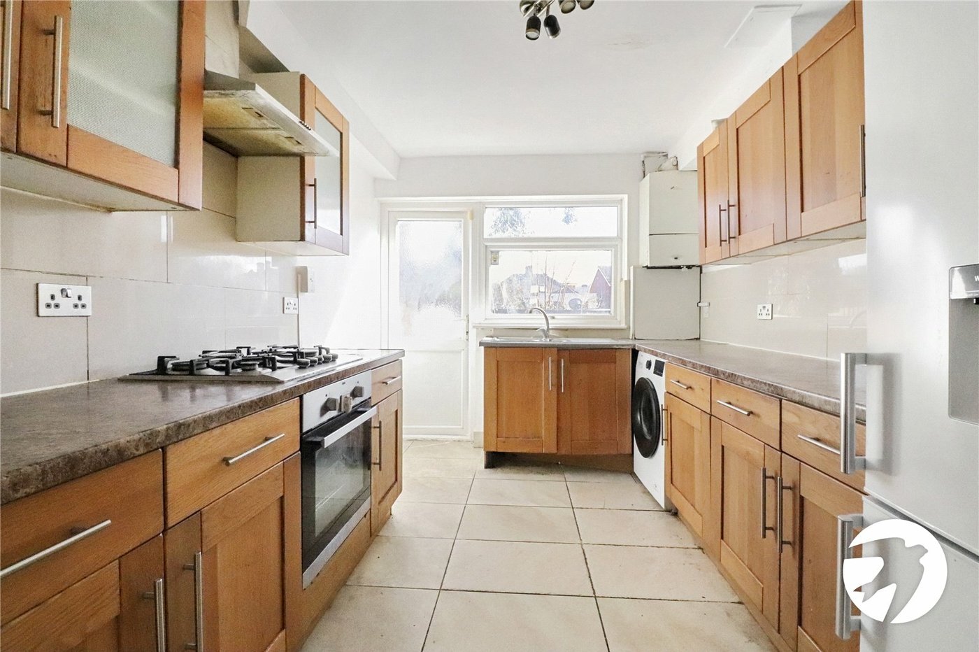 3 bedroom house for sale in London | Robinson Jackson