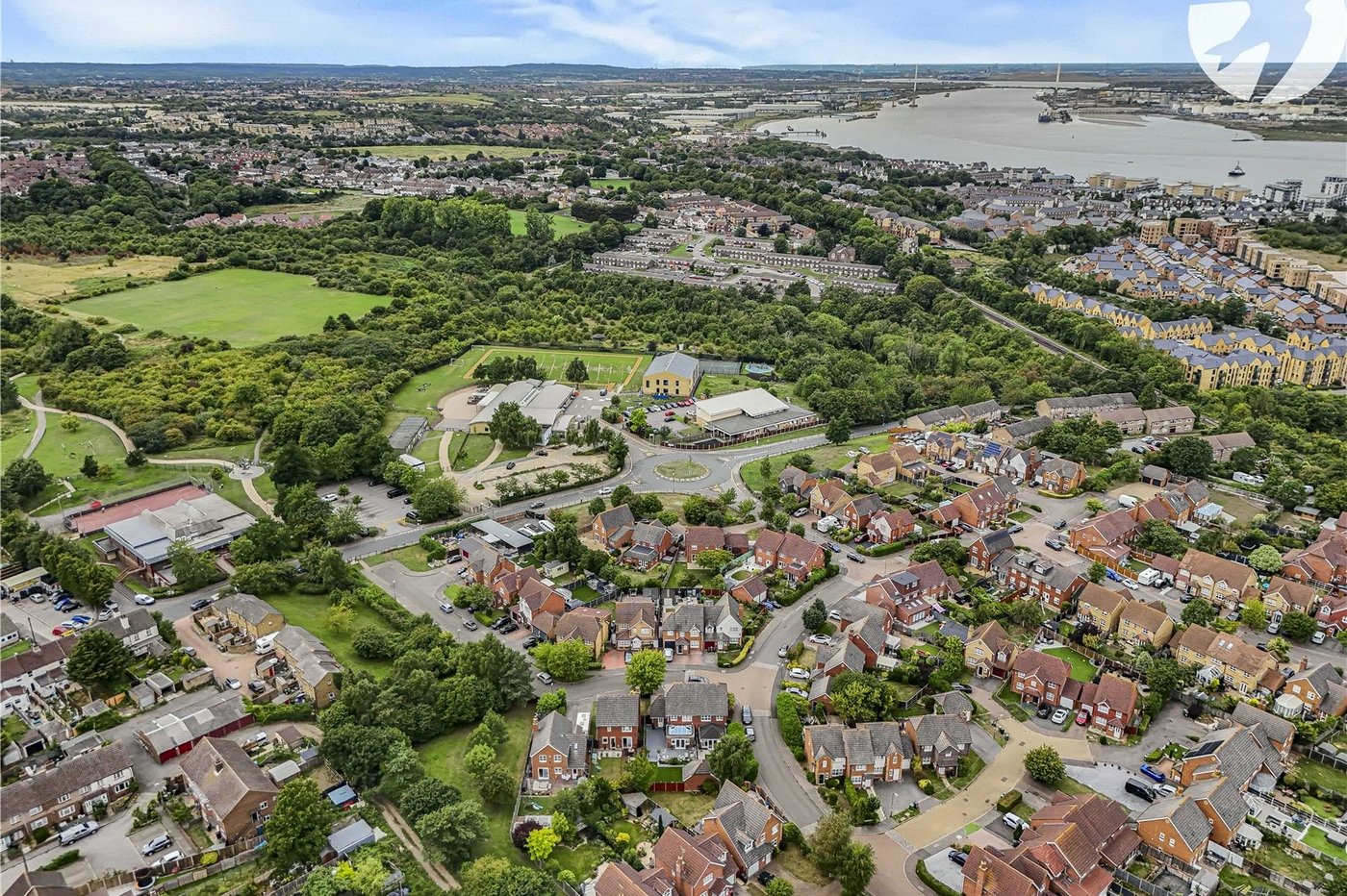 3 bedroom house for sale in Swanscombe | Robinson Jackson