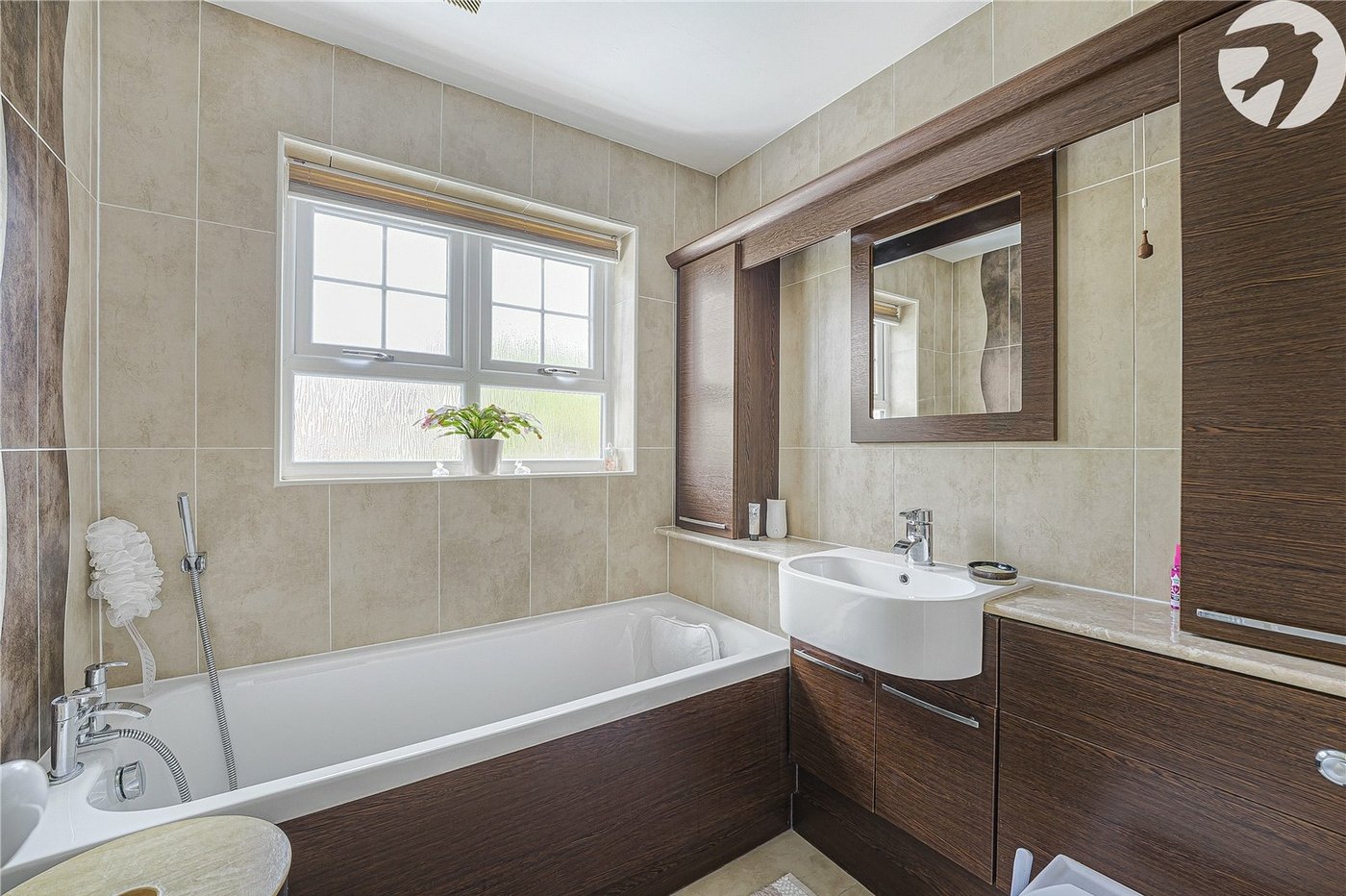 3 bedroom house for sale in Swanscombe | Robinson Jackson