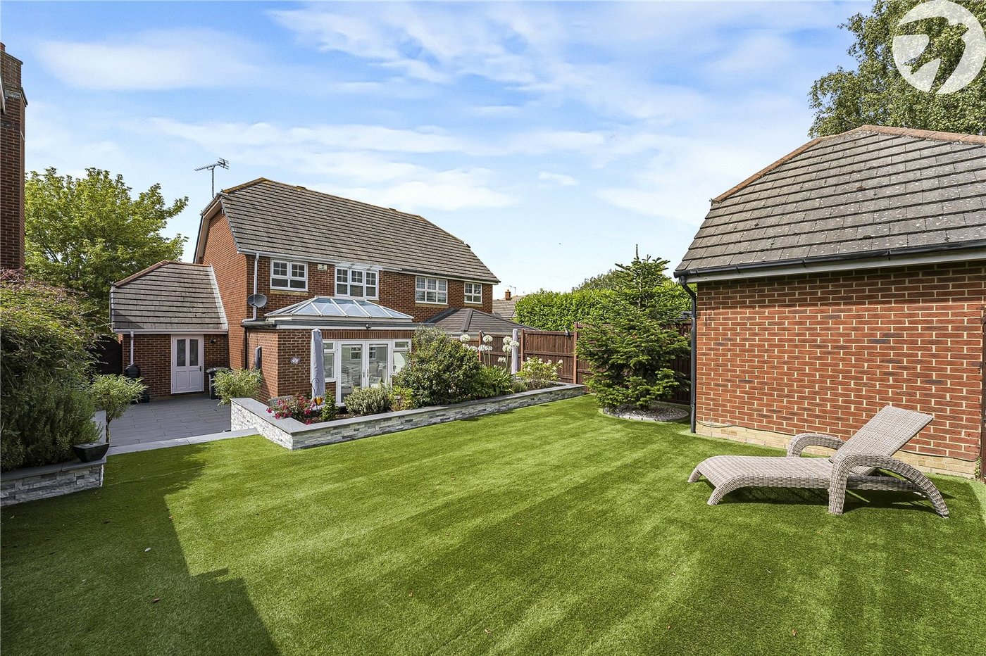 3 bedroom house for sale in Swanscombe | Robinson Jackson