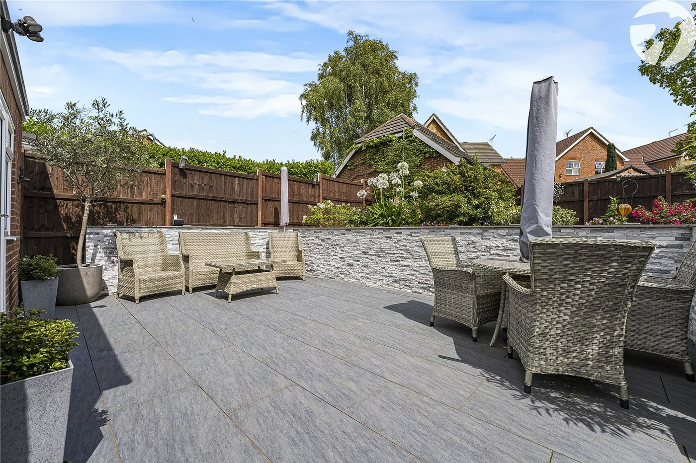 3 bedroom house for sale in Swanscombe | Robinson Jackson