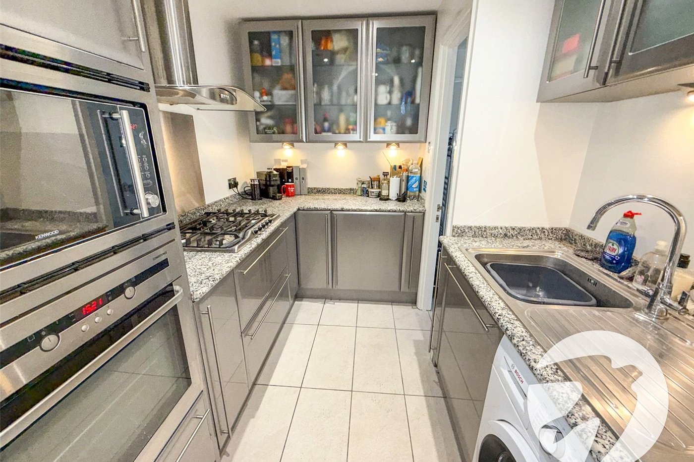 5 bedroom house for sale in London | Robinson Jackson