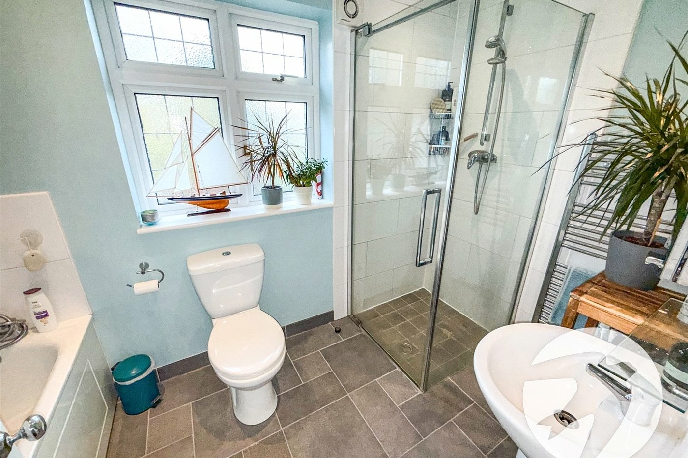 5 bedroom house for sale in London | Robinson Jackson