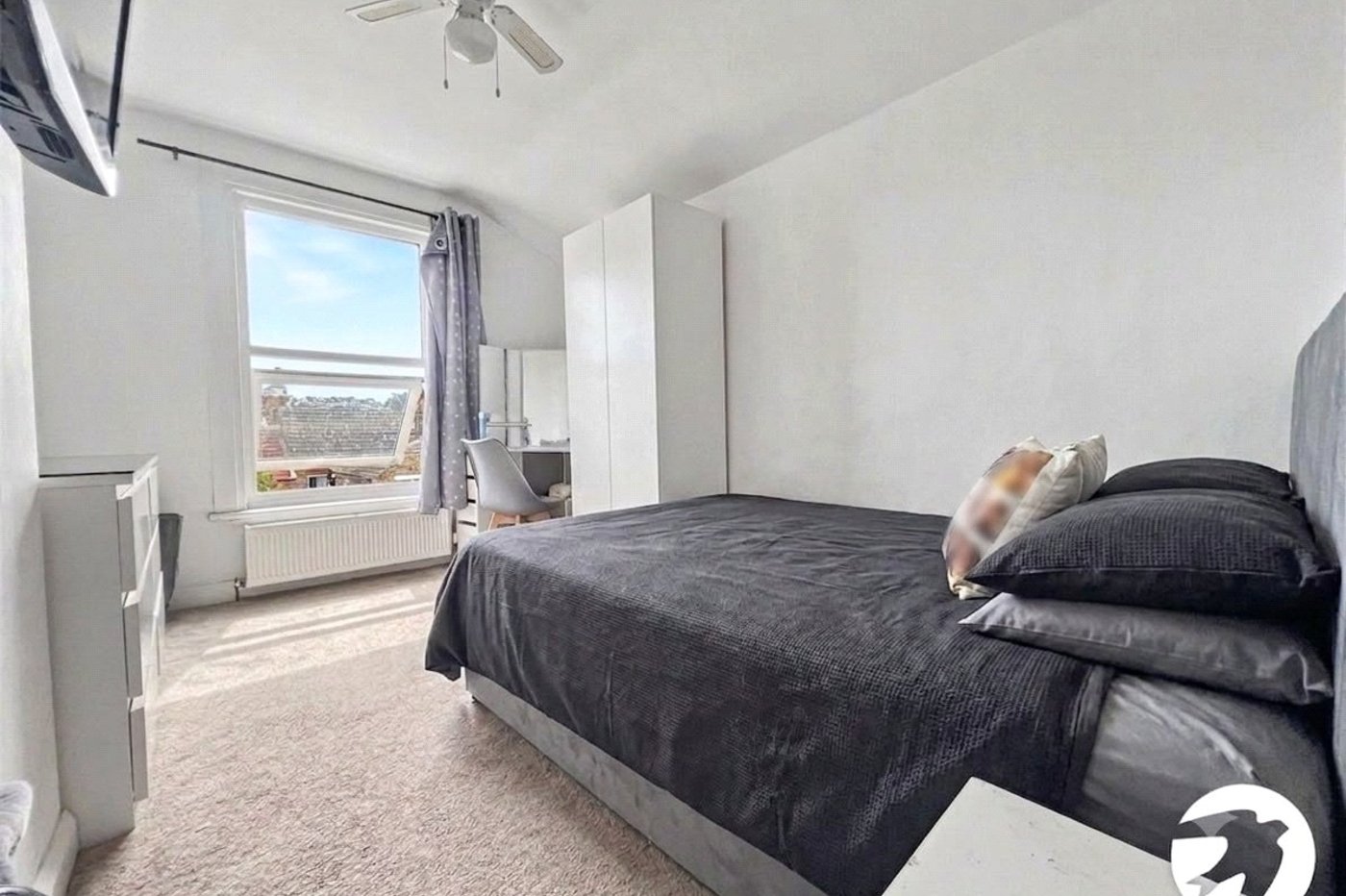 6 bedroom house for sale in Chatham | Robinson Michael & Jackson