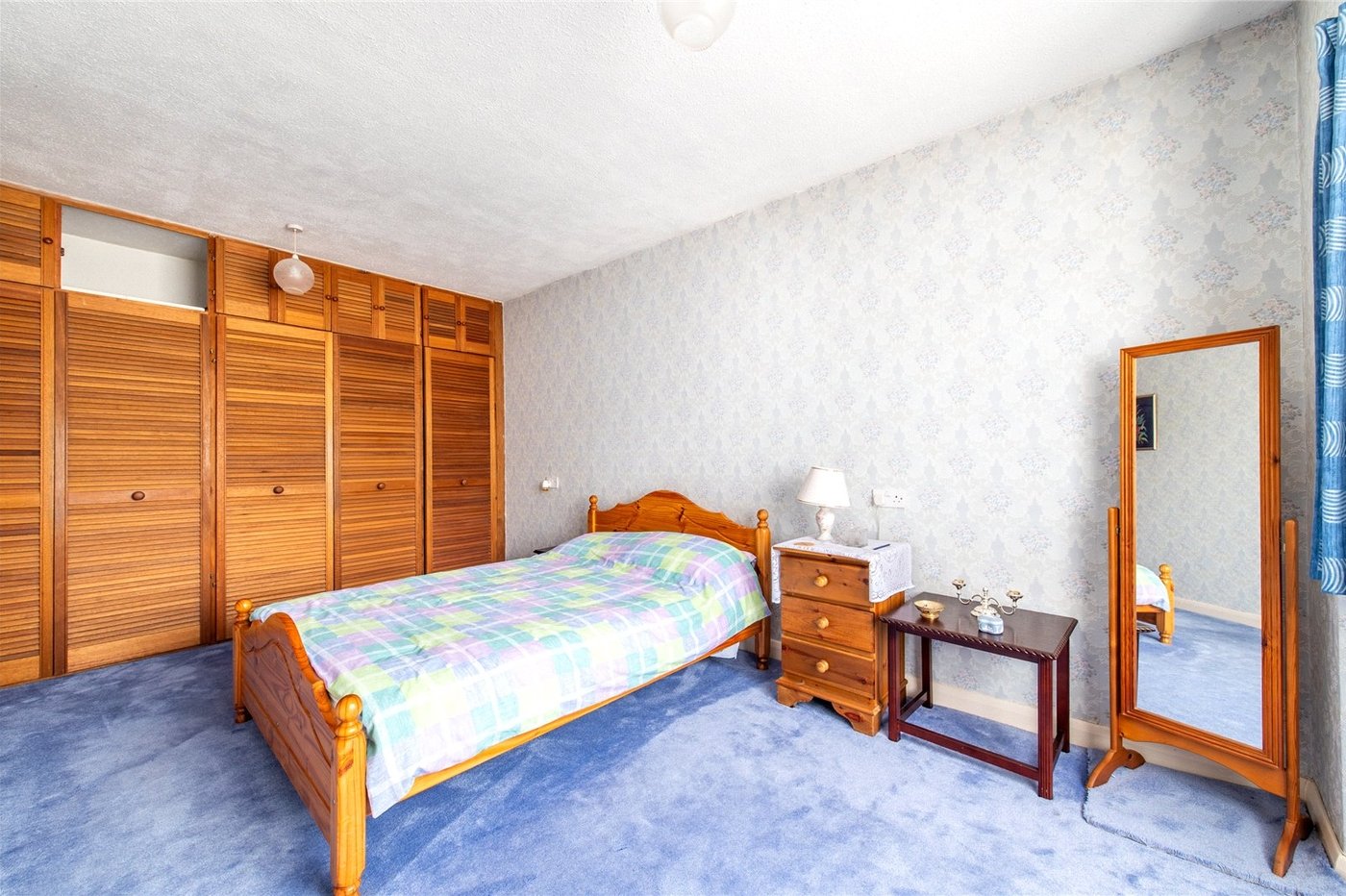 2 bedroom bungalow for sale in Northfleet | Robinson Michael & Jackson