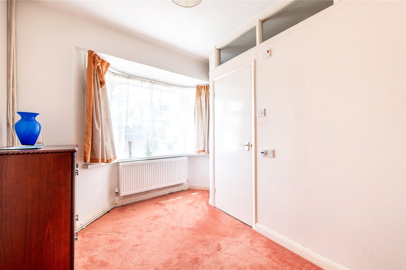 2 bedroom bungalow for sale in Northfleet | Robinson Michael & Jackson