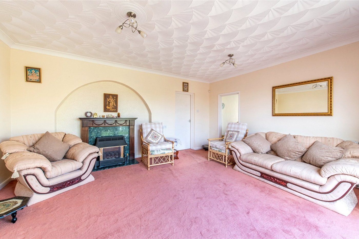 2 bedroom bungalow for sale in Northfleet | Robinson Michael & Jackson