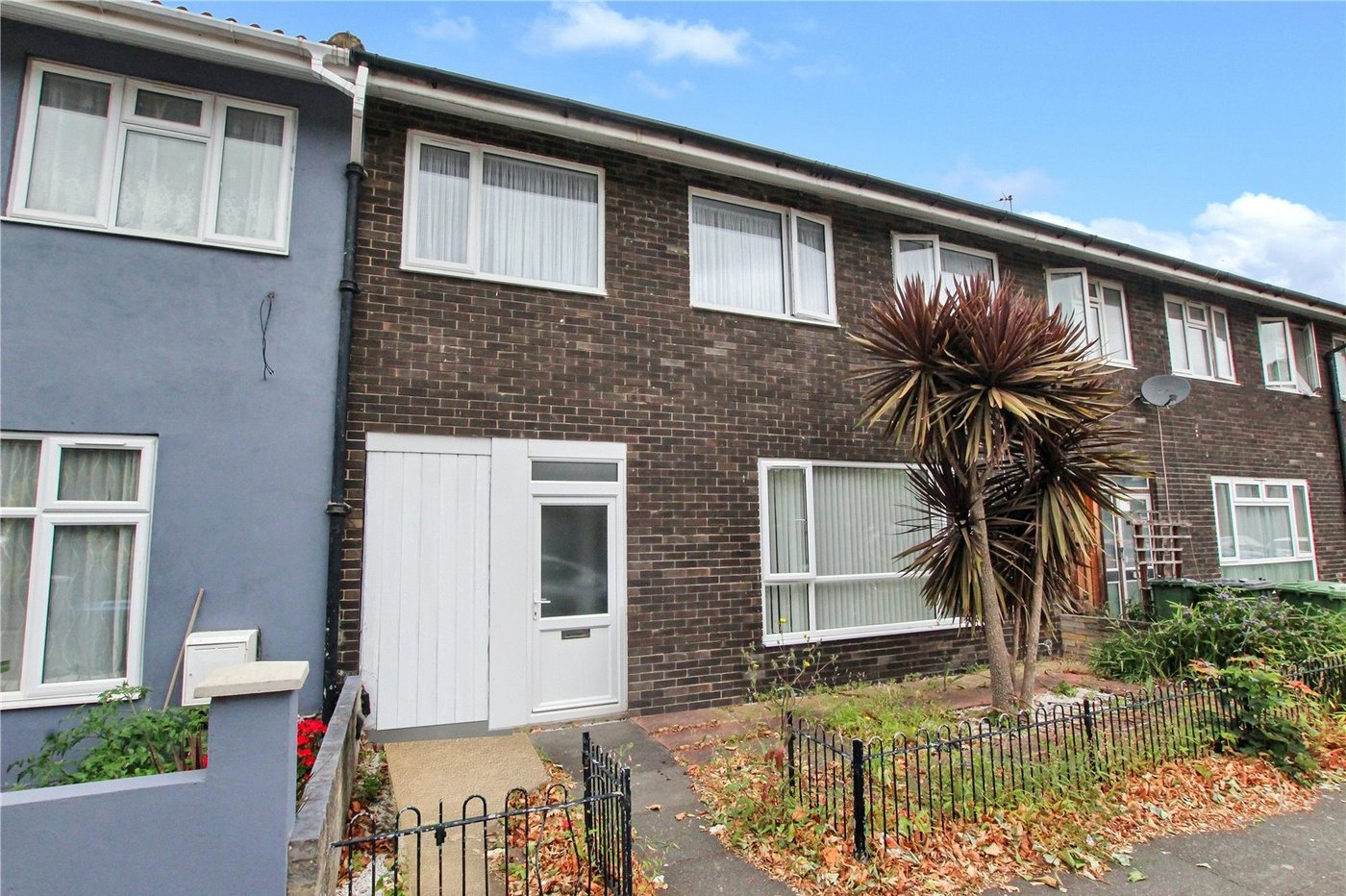 4 bedroom house for sale in Shooters Hill | Robinson Jackson