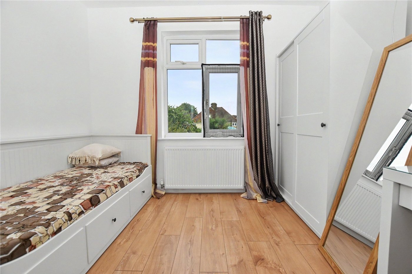 5 bedroom house for sale in Bexleyheath | Robinson Jackson