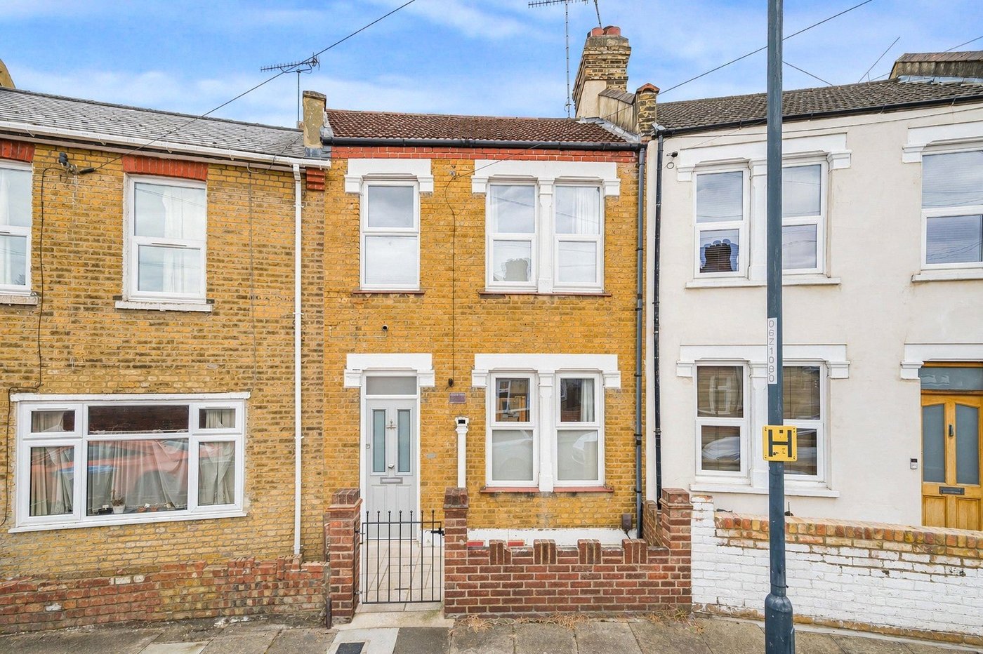 2 bedroom house for sale in Plumstead | Robinson Jackson