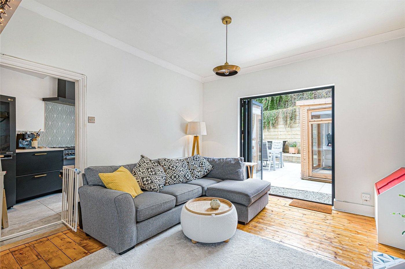 2 bedroom house for sale in Plumstead | Robinson Jackson