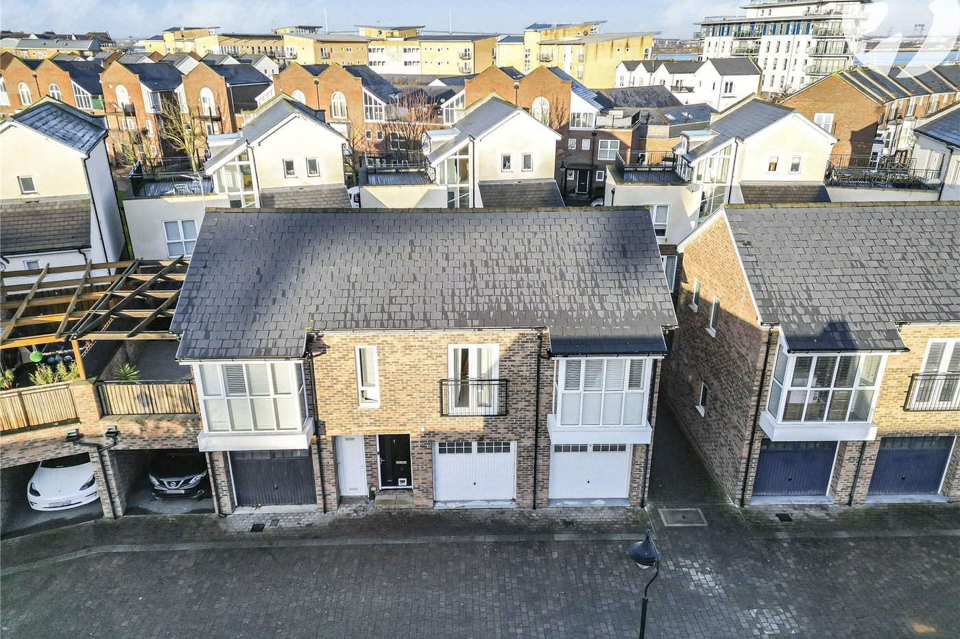 2 bedroom property for sale in Greenhithe | Robinson Jackson