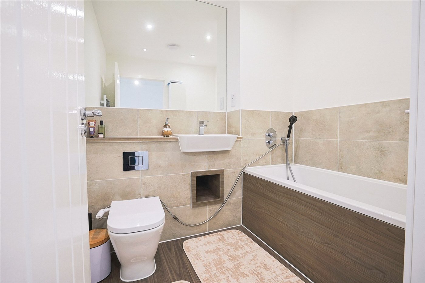 2 bedroom house for sale in Northfleet | Robinson Michael & Jackson