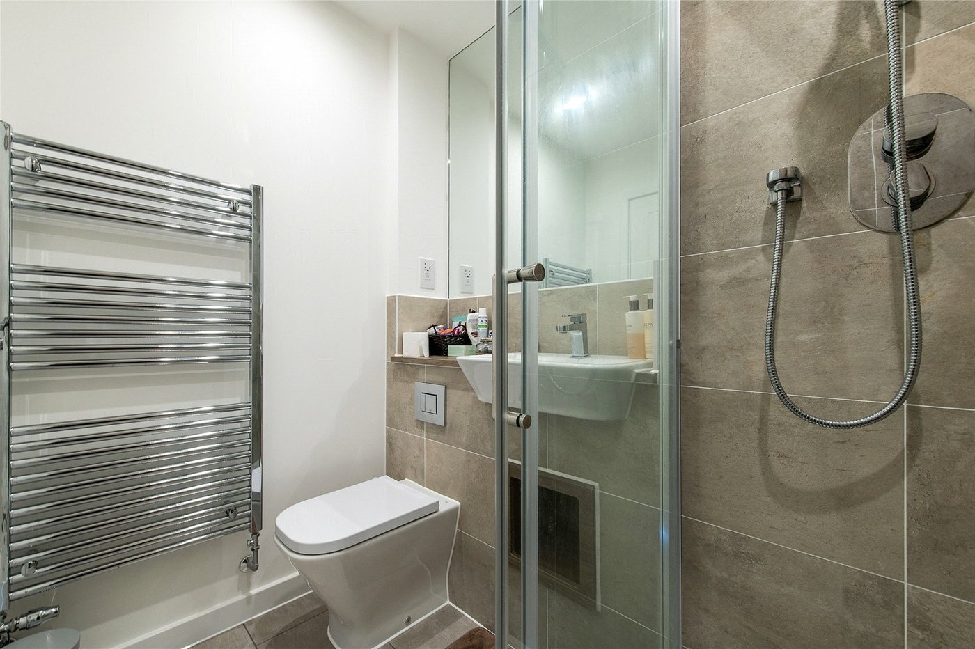 2 bedroom house for sale in Northfleet | Robinson Michael & Jackson