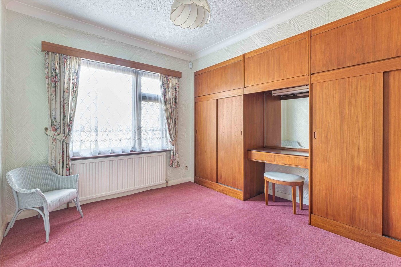 5 bedroom house for sale in Welling | Robinson Jackson