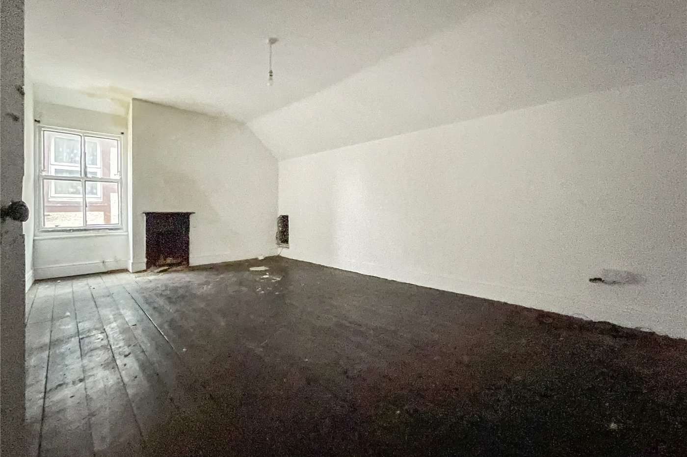 6 bedroom house for sale in Gillingham | Robinson Michael & Jackson