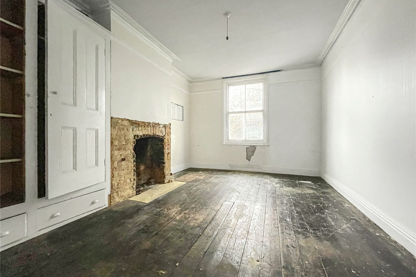 6 bedroom house for sale in Gillingham | Robinson Michael & Jackson