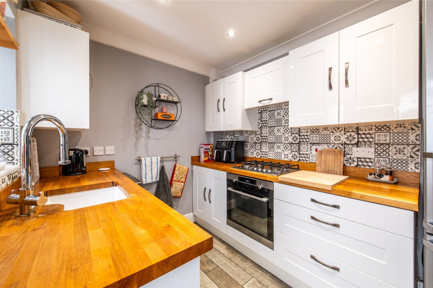 2 bedroom house for sale in Northfleet | Robinson Michael & Jackson