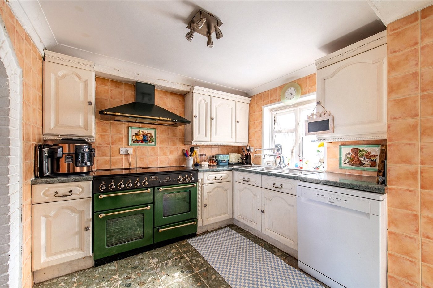 2 bedroom house for sale in Northfleet | Robinson Michael & Jackson
