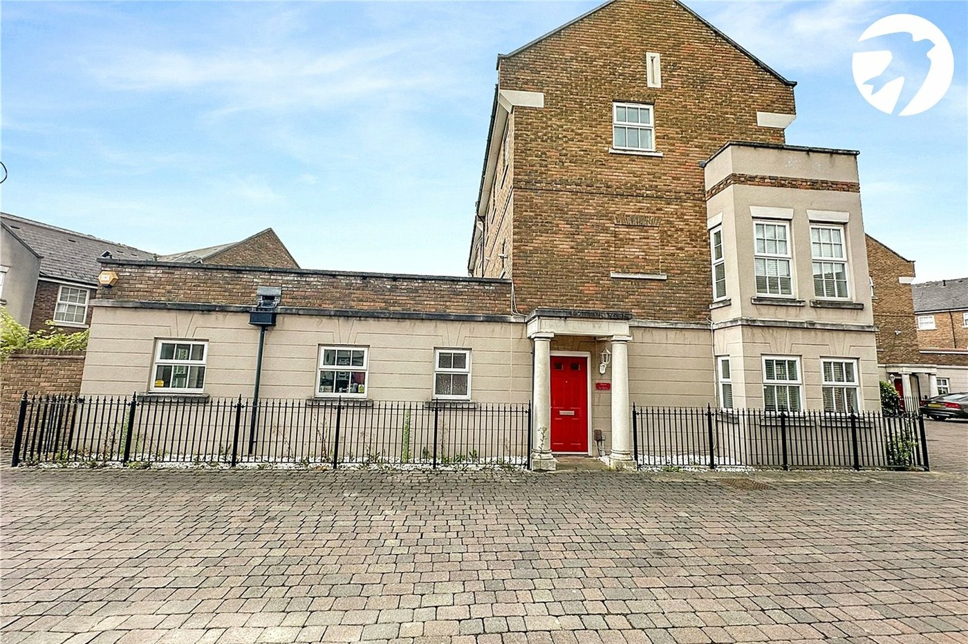 5 bedroom house for sale in Greenhithe | Robinson Jackson