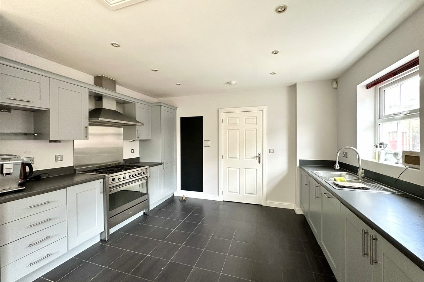 5 bedroom house for sale in Greenhithe | Robinson Jackson