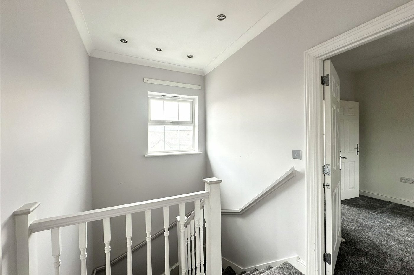 5 bedroom house for sale in Greenhithe | Robinson Jackson