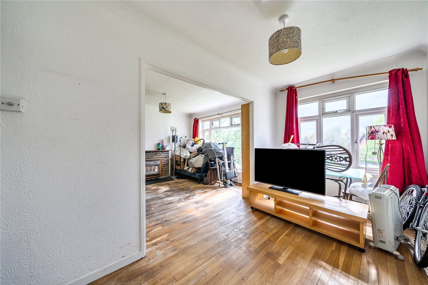 2 bedroom property for sale in Lawrie Park Road | Robinson Jackson