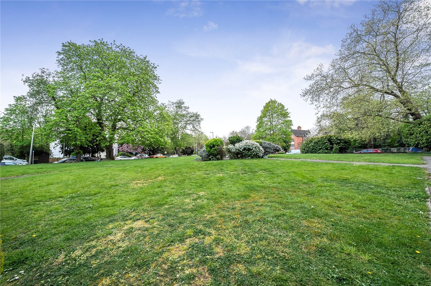 2 bedroom property for sale in Lawrie Park Road | Robinson Jackson