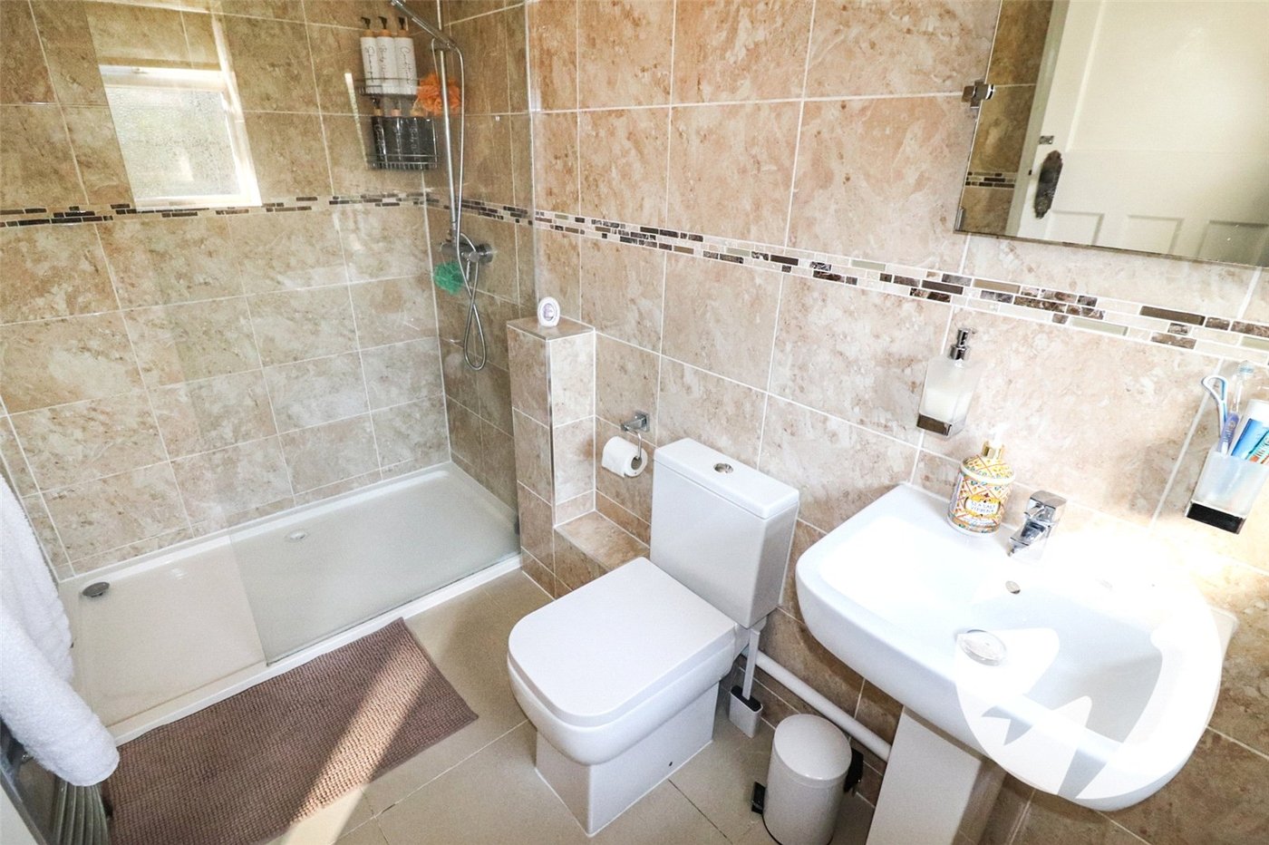 3 bedroom house for sale in Erith | Robinson Jackson