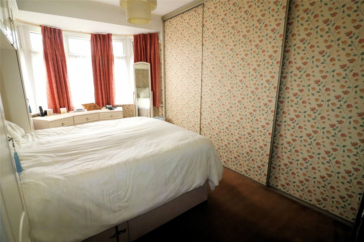 3 bedroom house for sale in Erith | Robinson Jackson